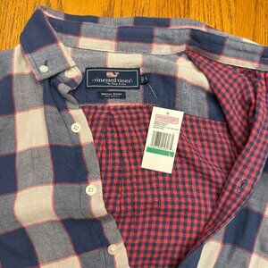 Vineyard Vines flannel whale shirt size large new with tags